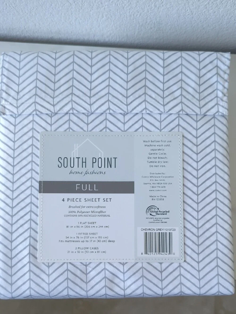 Full 4-Piece Sheet Set in Light Gray Chevron